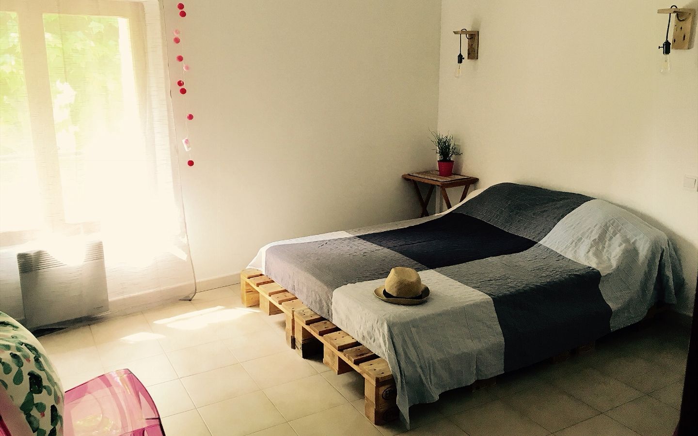 Gite des deux platanes orgon chambre